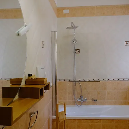 Matteotti Bed & Breakfast 4*